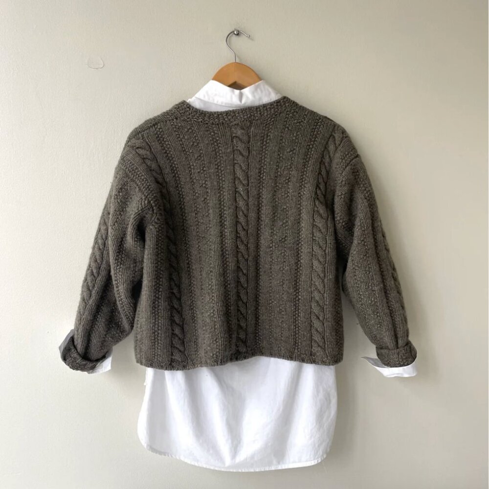 Vintage J.Crew 100% Wool Shetland Chunky Cable Knit Gray Boxy Sweater Cardigan M - Picture 2 of 4